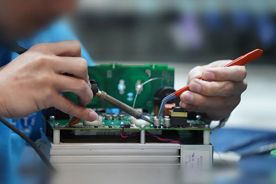 техническое обслуживание промэлектроники